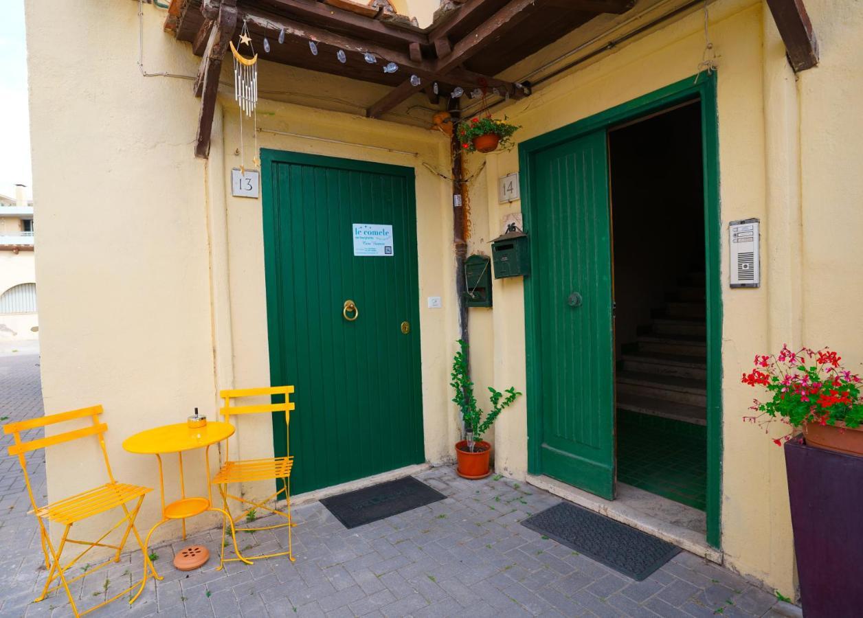 Roma Al Mare! Le Comete Del Borghetto リド・ディ・オスティア エクステリア 写真