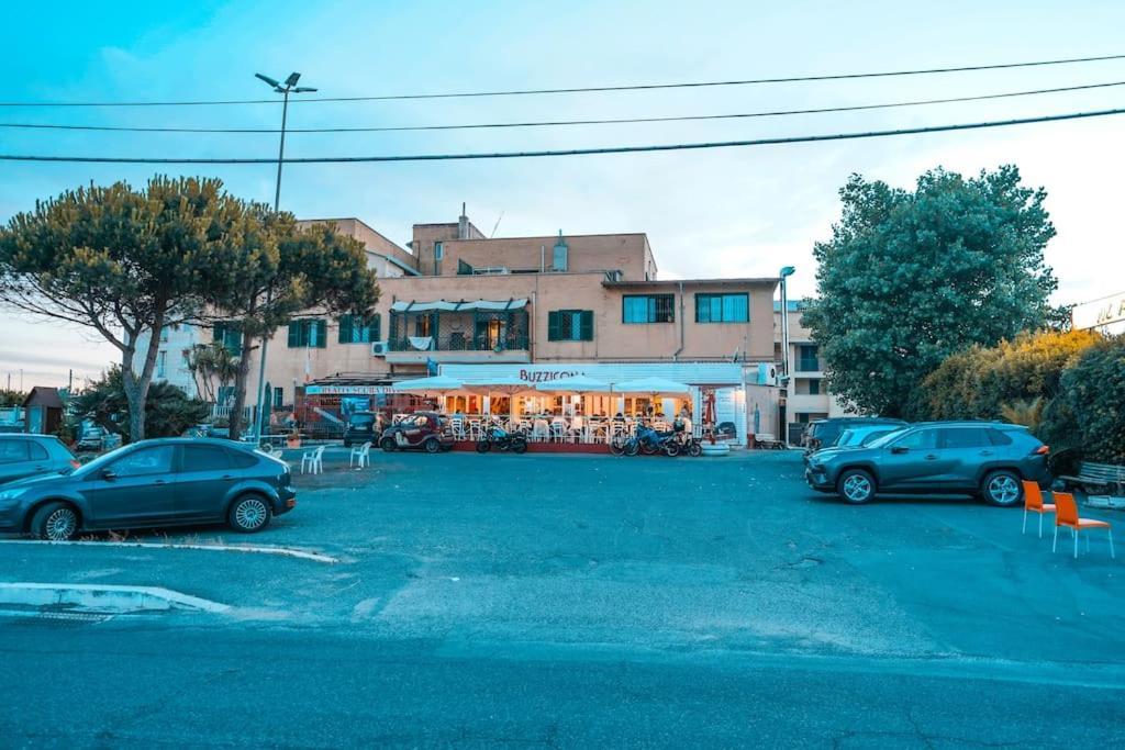 Roma Al Mare! Le Comete Del Borghetto リド・ディ・オスティア エクステリア 写真