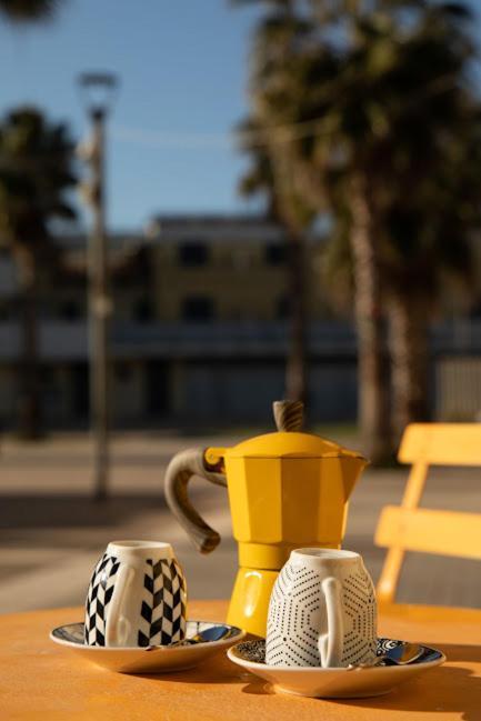 Roma Al Mare! Le Comete Del Borghetto リド・ディ・オスティア エクステリア 写真
