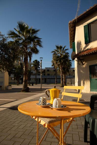 Roma Al Mare! Le Comete Del Borghetto リド・ディ・オスティア エクステリア 写真